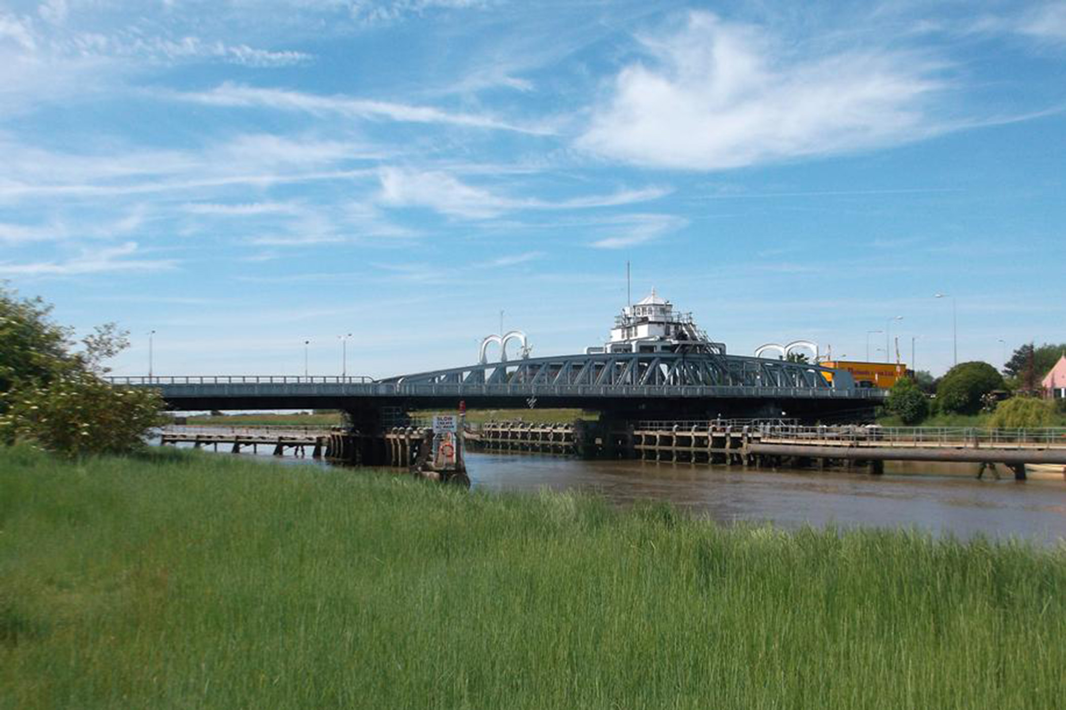 Cross keys bridge