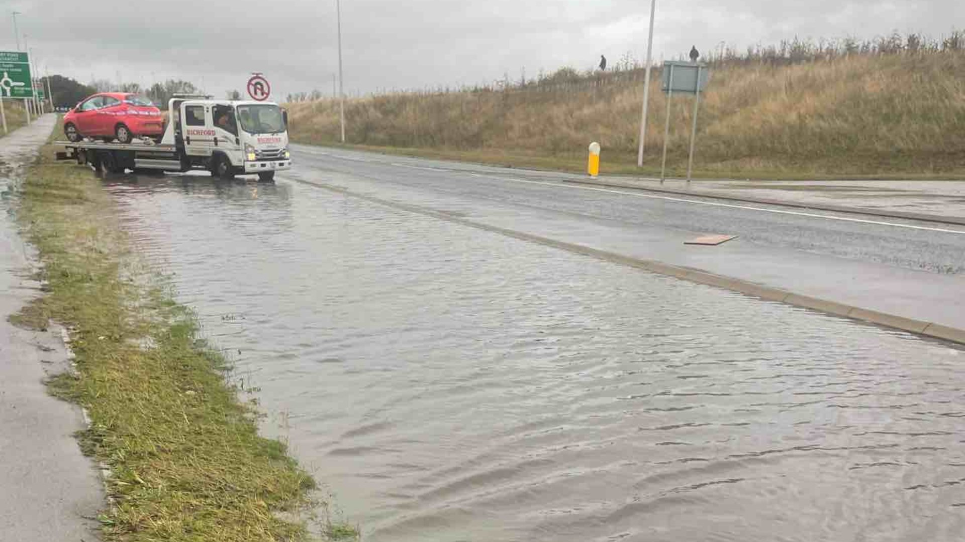 The flooding on the LEB