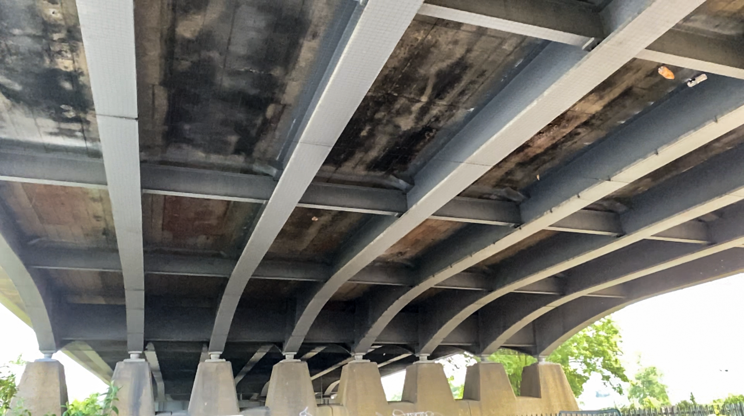 Under Pelham Bridge